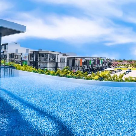 Cat City Mediterranean Theme City&Pool View Homestay 貓城地中海主題城市泳池風景民宿 Kuching Exteriér fotografie