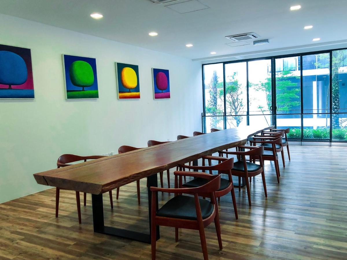 Cat City Mediterranean Theme City&Pool View Homestay 貓城地中海主題城市泳池風景民宿 Kuching Exteriér fotografie