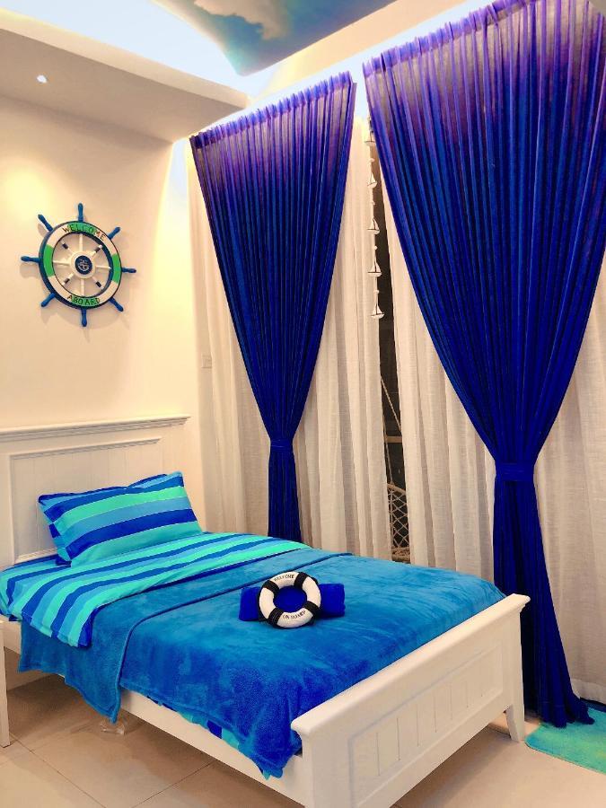 Cat City Mediterranean Theme City&Pool View Homestay 貓城地中海主題城市泳池風景民宿 Kuching Exteriér fotografie